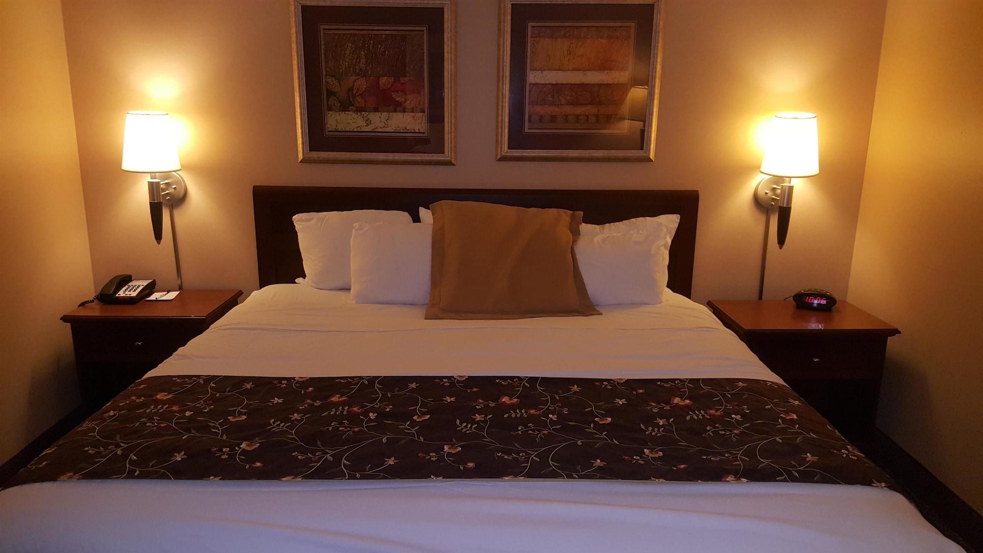 Surestay Plus Hotel By Best Western Black River Falls Extérieur photo