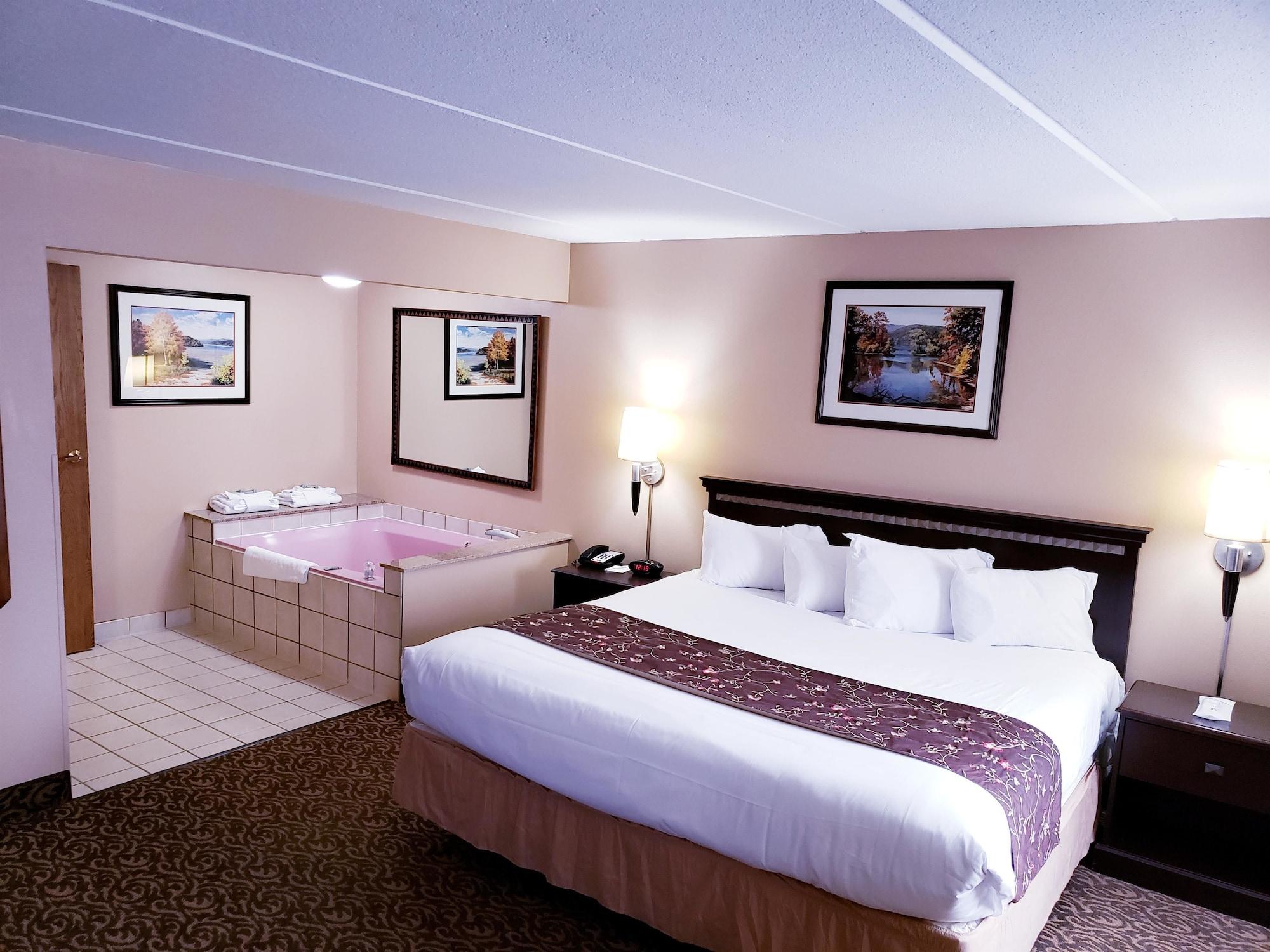 Surestay Plus Hotel By Best Western Black River Falls Extérieur photo