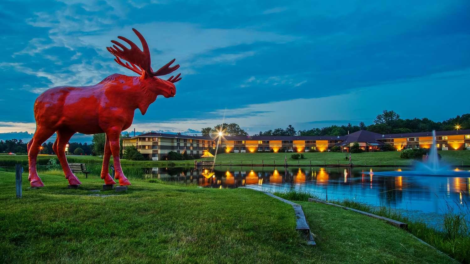 Surestay Plus Hotel By Best Western Black River Falls Extérieur photo