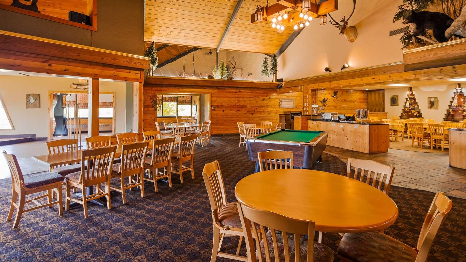 Surestay Plus Hotel By Best Western Black River Falls Extérieur photo