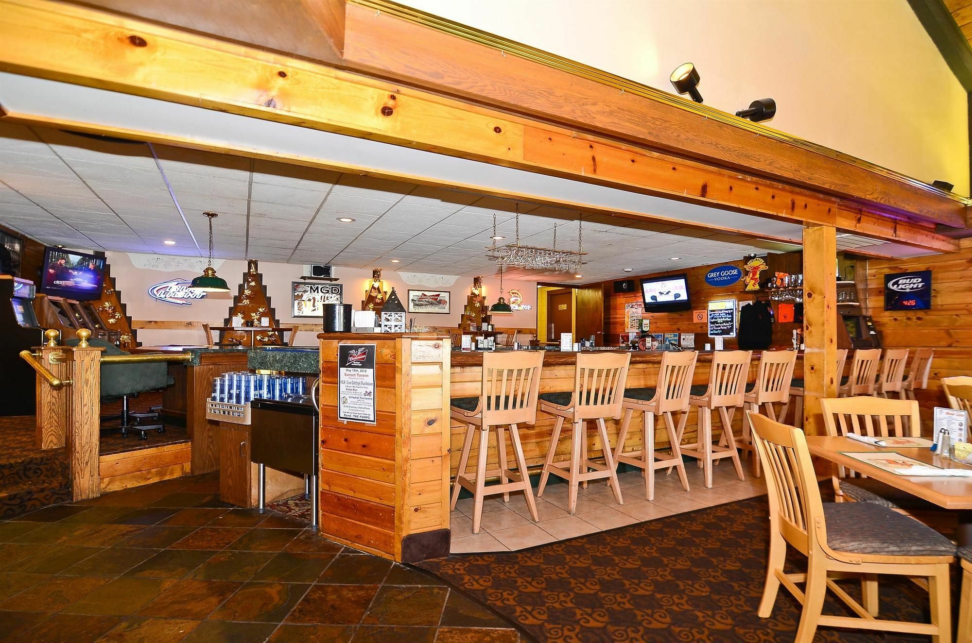 Surestay Plus Hotel By Best Western Black River Falls Extérieur photo