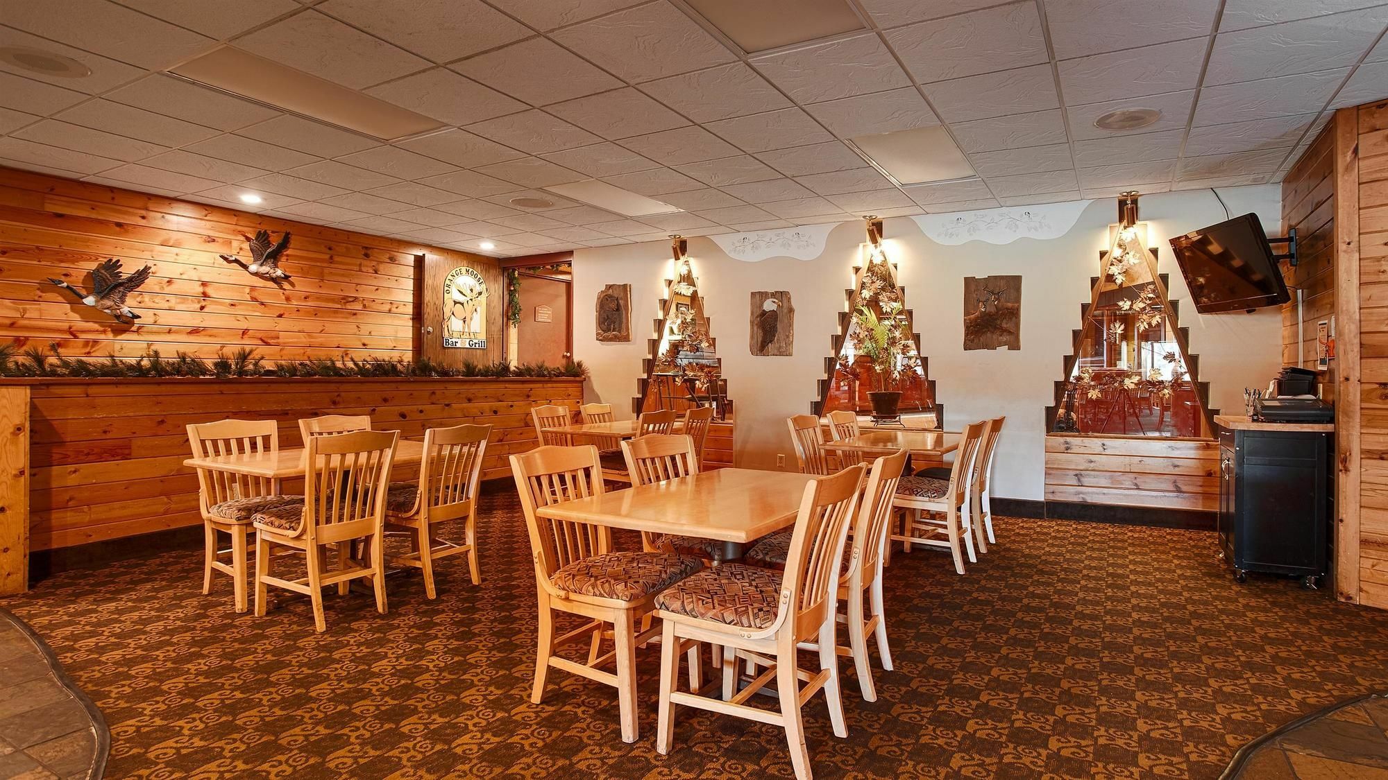 Surestay Plus Hotel By Best Western Black River Falls Extérieur photo