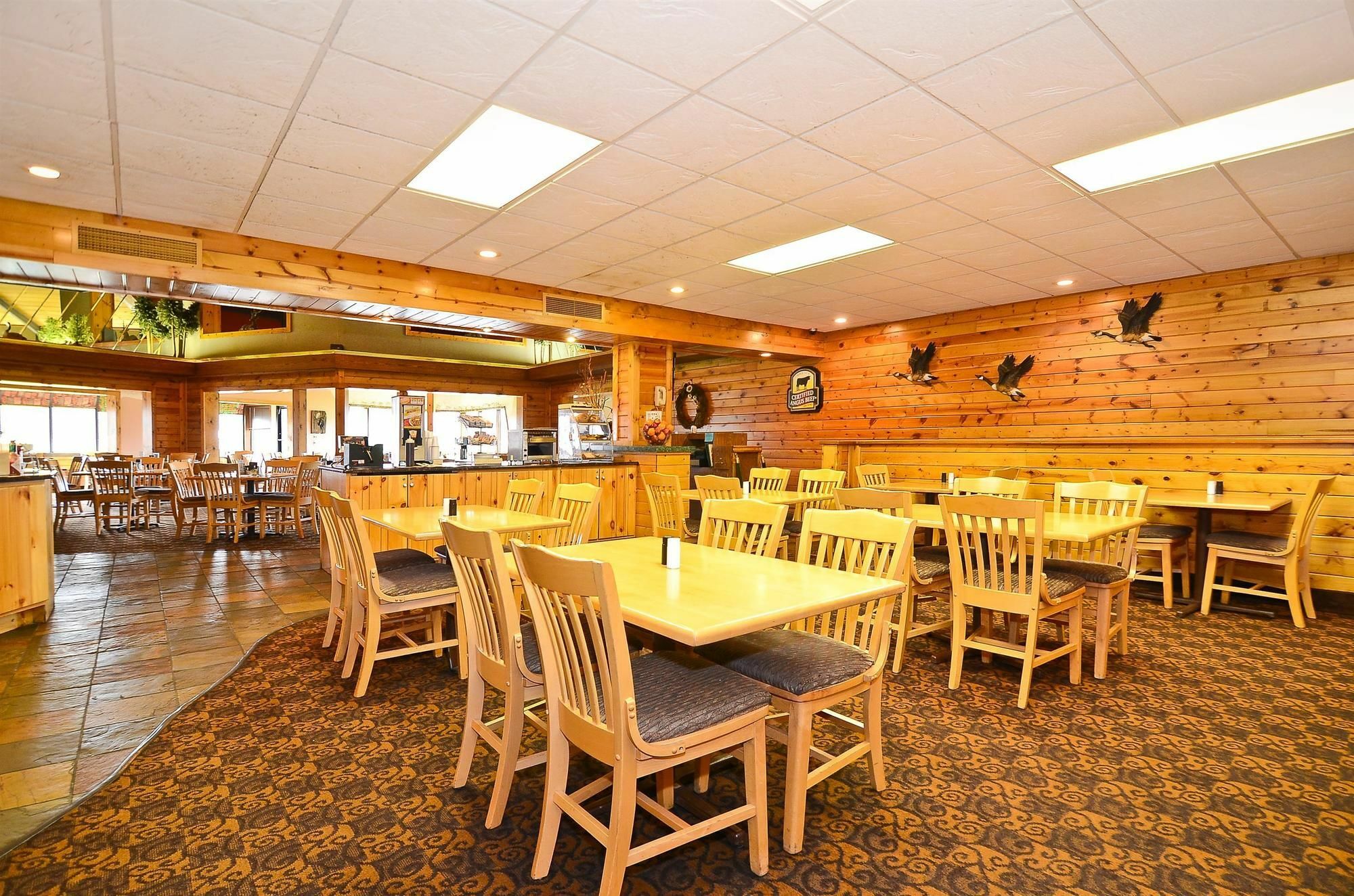 Surestay Plus Hotel By Best Western Black River Falls Extérieur photo
