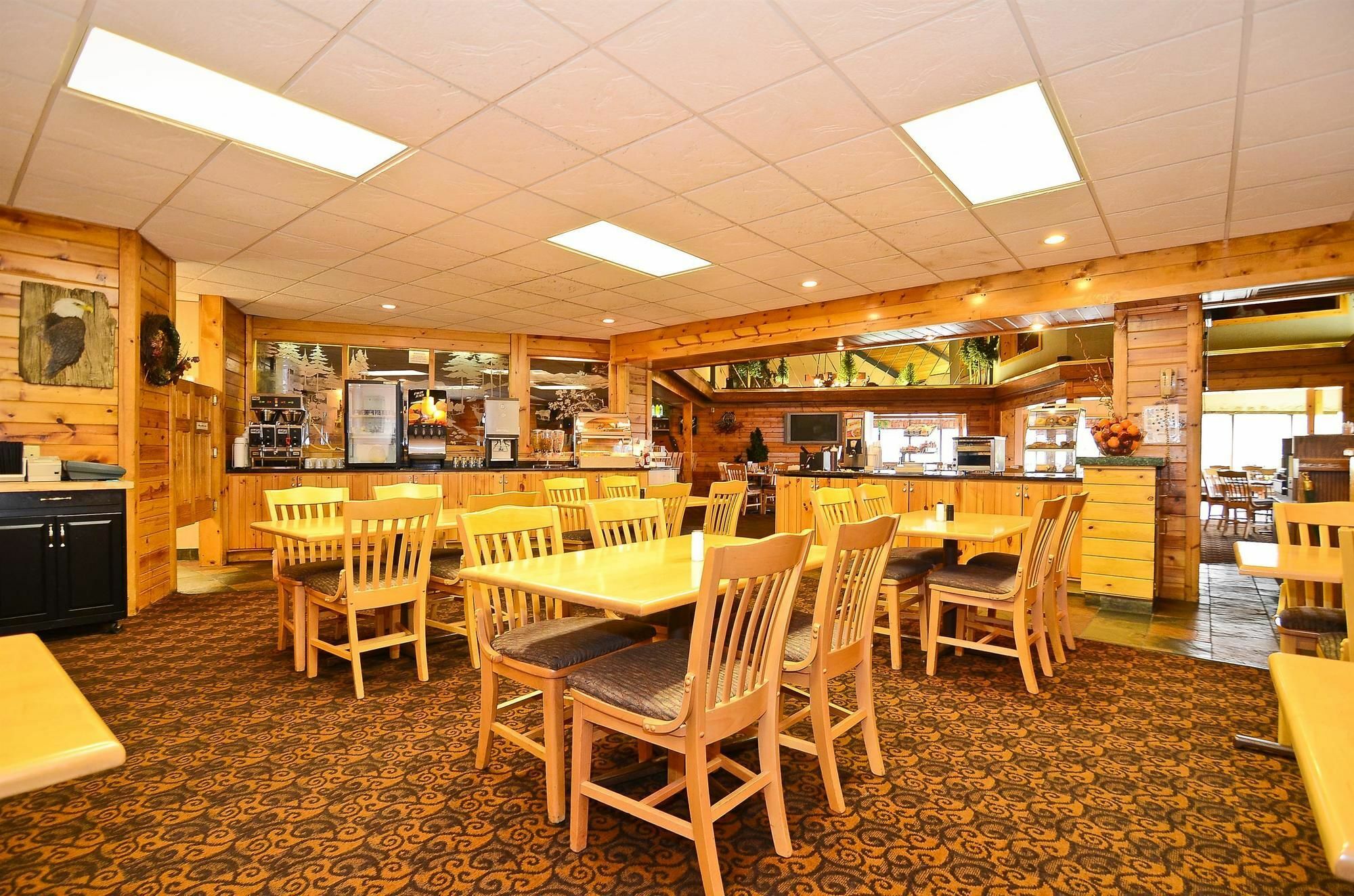 Surestay Plus Hotel By Best Western Black River Falls Extérieur photo