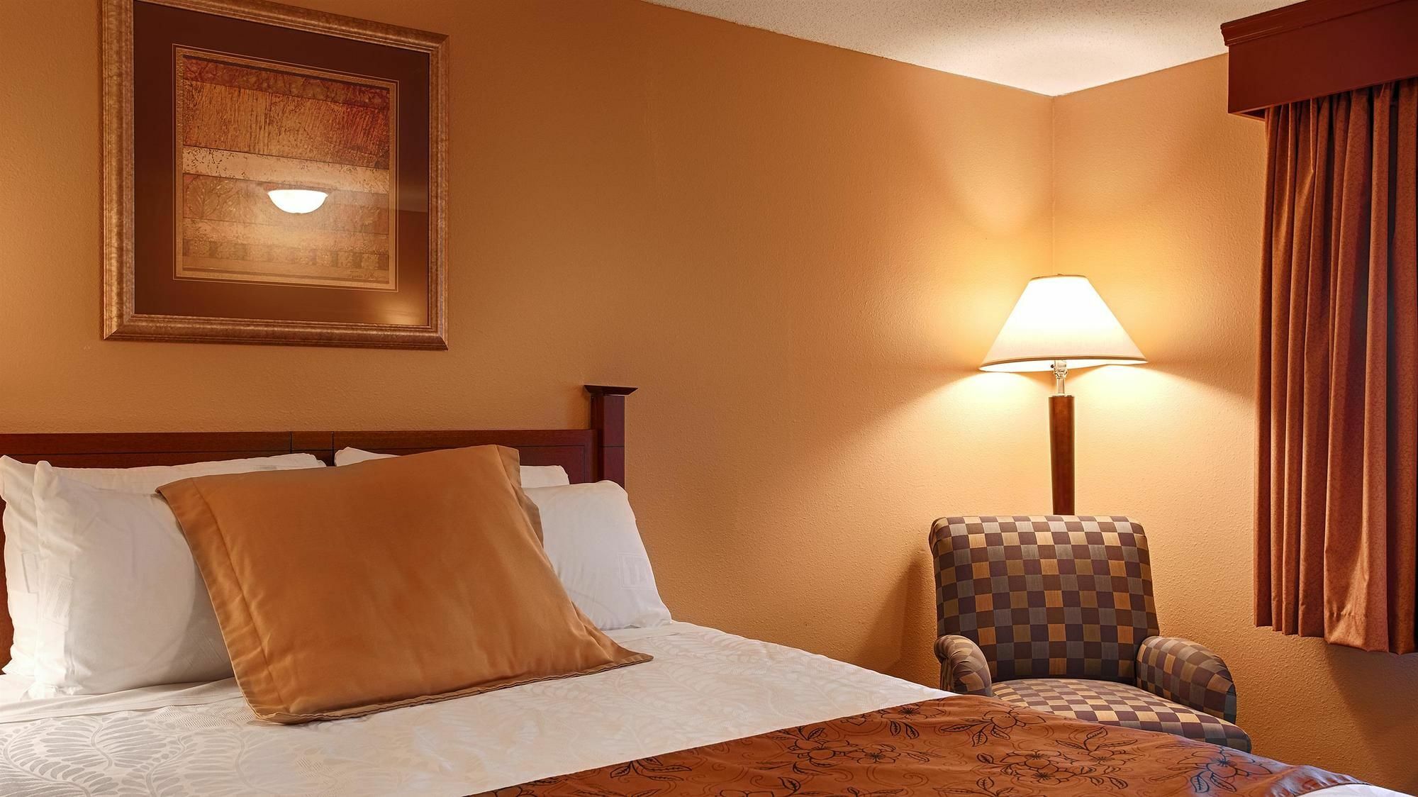 Surestay Plus Hotel By Best Western Black River Falls Extérieur photo